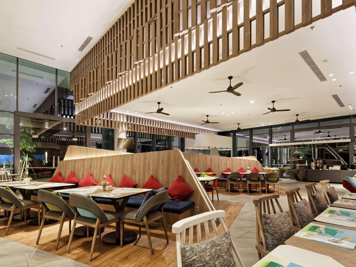 Готель Ibis Styles Batam Наґойя Екстер'єр фото