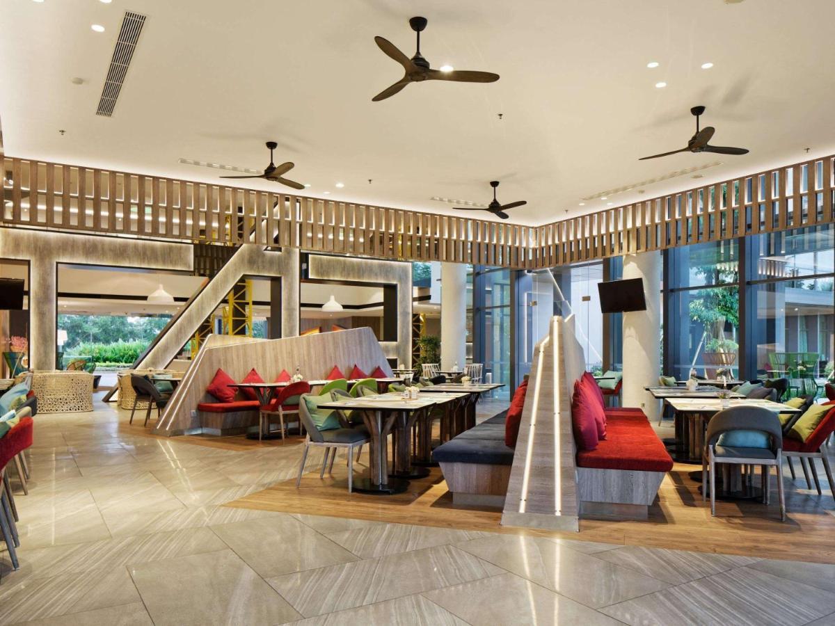 Готель Ibis Styles Batam Наґойя Екстер'єр фото
