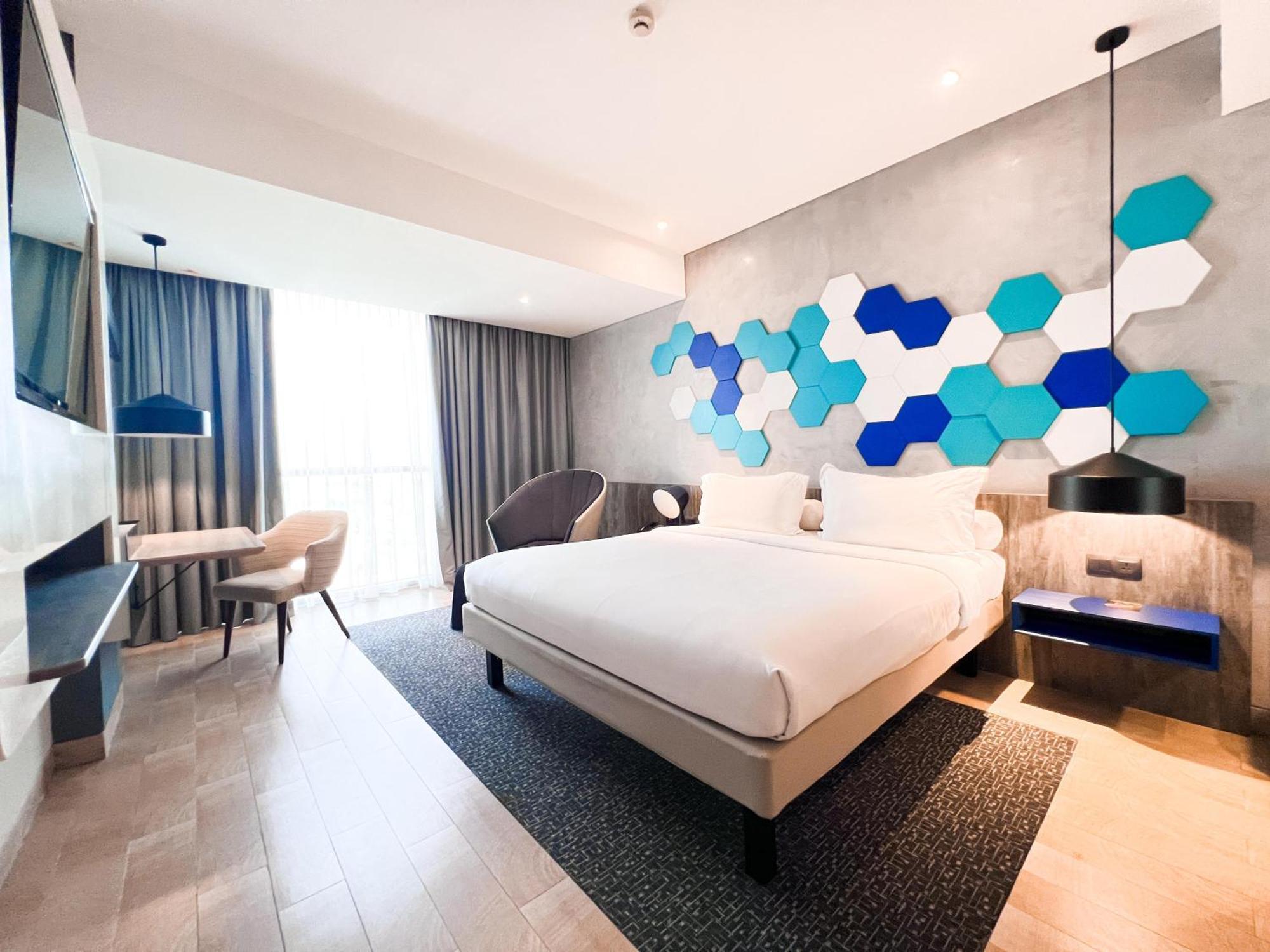 Готель Ibis Styles Batam Наґойя Екстер'єр фото