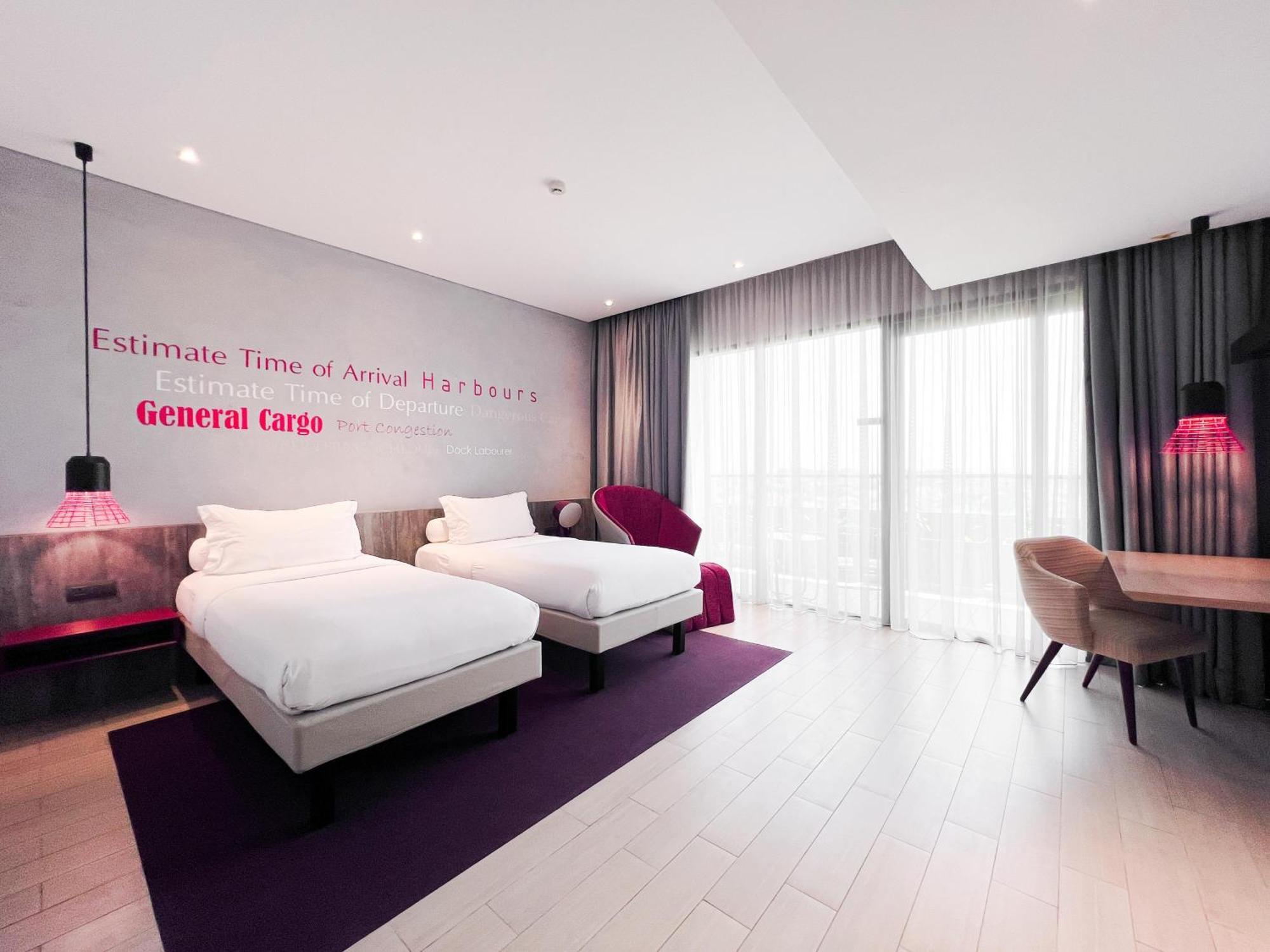 Готель Ibis Styles Batam Наґойя Екстер'єр фото