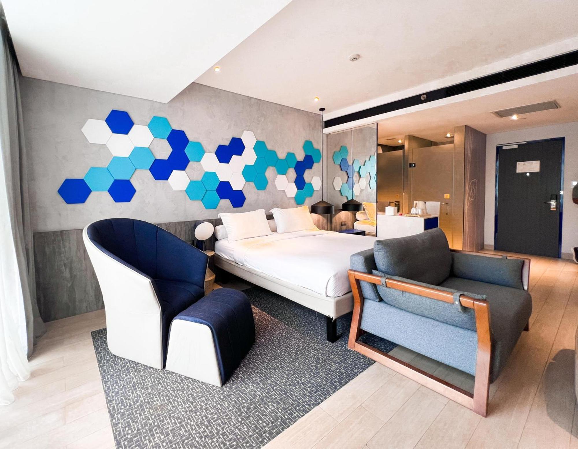Готель Ibis Styles Batam Наґойя Екстер'єр фото