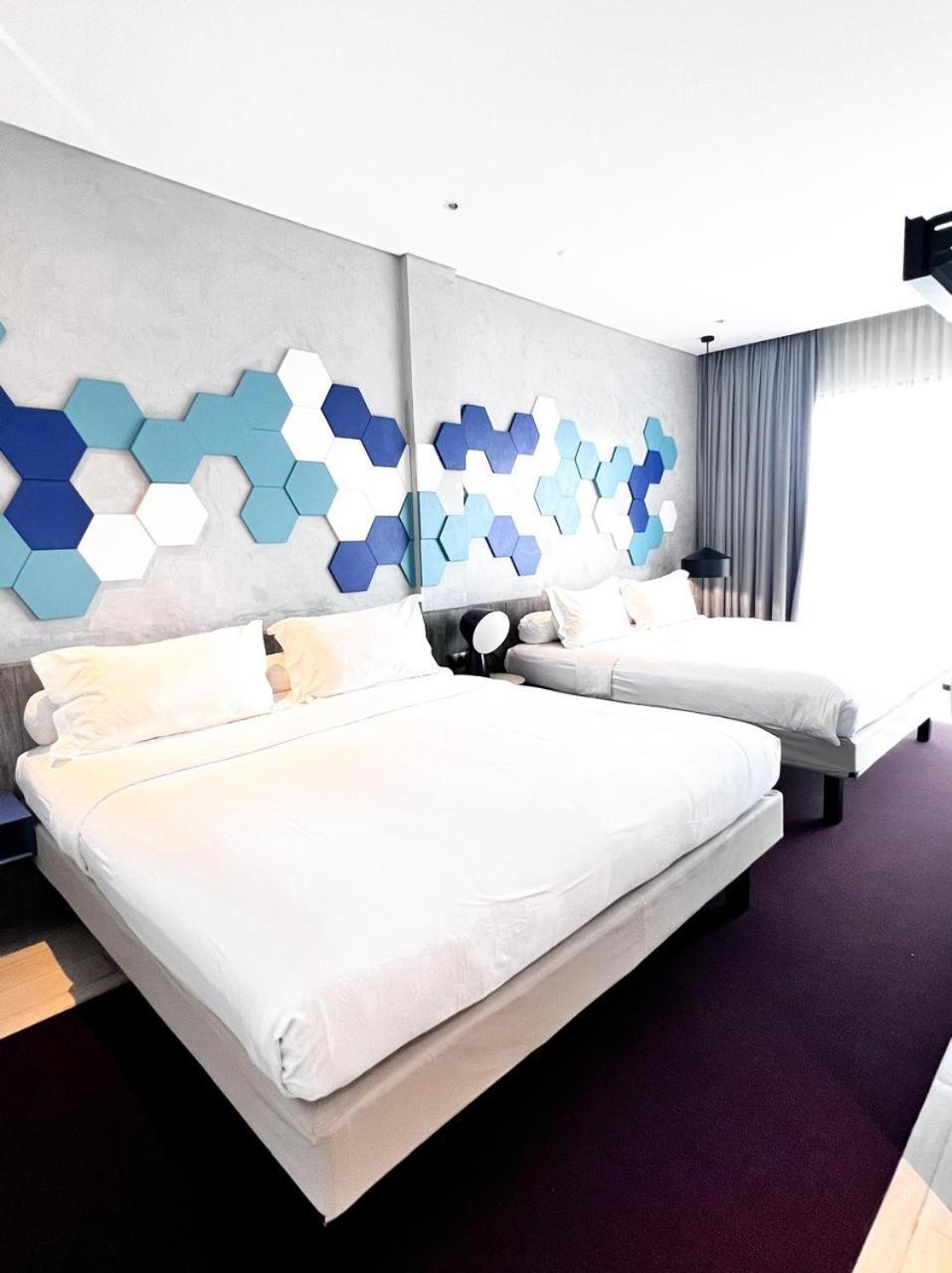 Готель Ibis Styles Batam Наґойя Екстер'єр фото